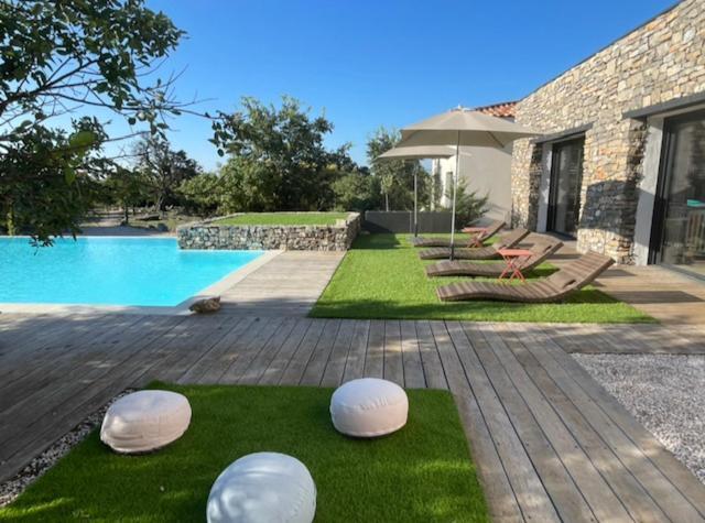 Le Domaine Du Cade-Gites D'Exception 4Etoiles "La Villa Du Cade" Cazevieille Экстерьер фото